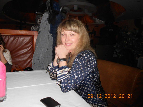 Лена Ганчарова