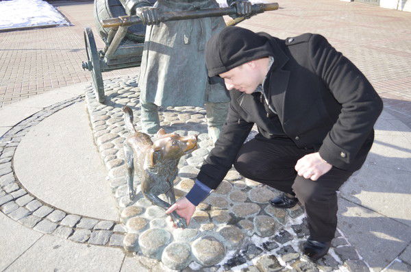 Павел Столяр