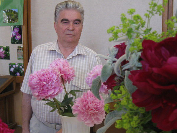 Юра Айдаров