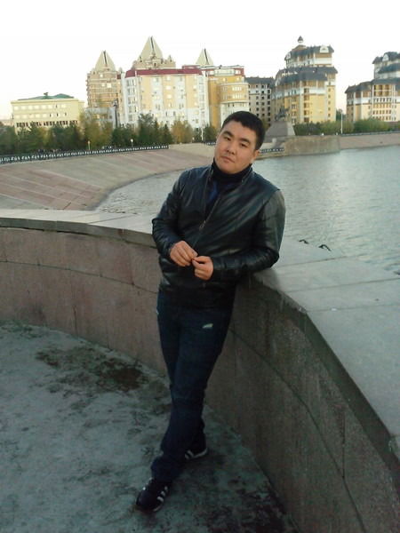 Дамир Мусатаев