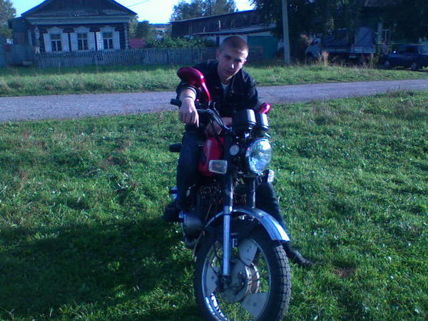 Алексей Насыров