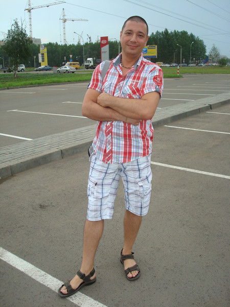 Александр Деряга