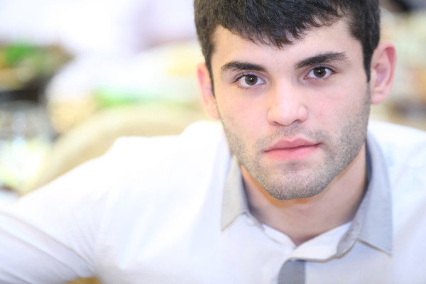 Мама Абдулов