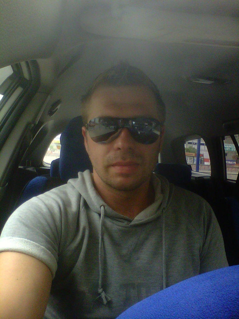 Роман Хвостов