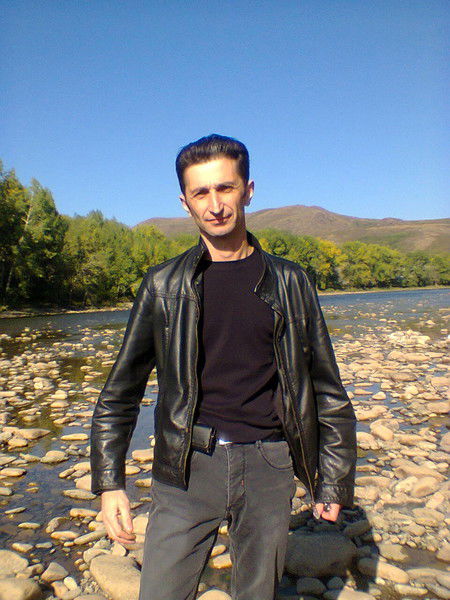 Артём Екмолян