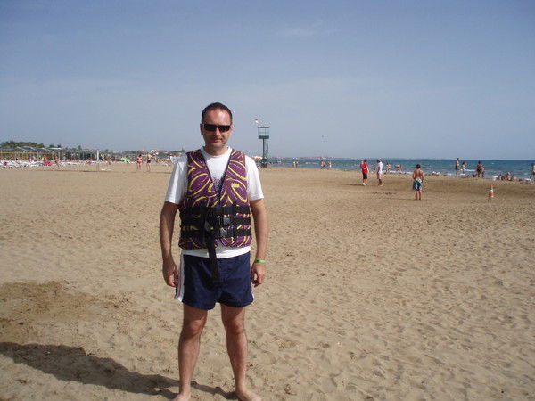 Владимир ********