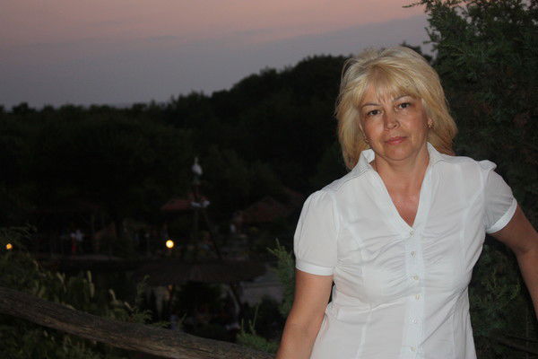 Бир Антонина