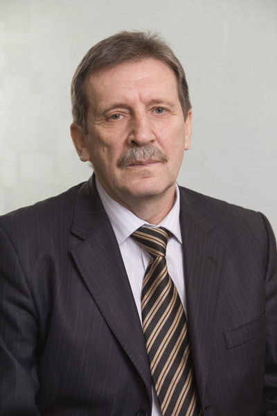 Борис Махров