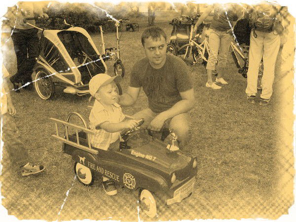 Александр Васильев