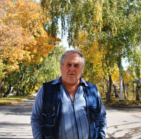 Леонид Акулов