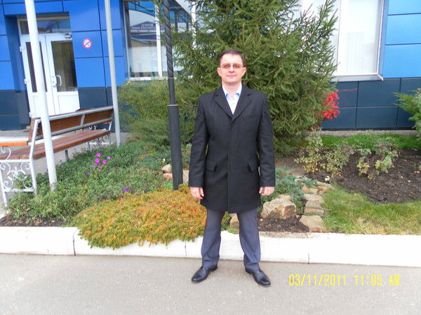 Андрей Колесников