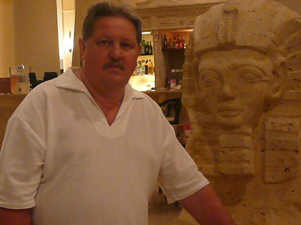 Александр Чумаков