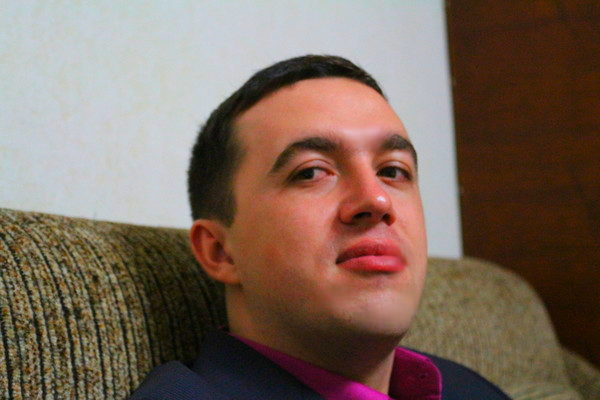 Дмитрий Золотов