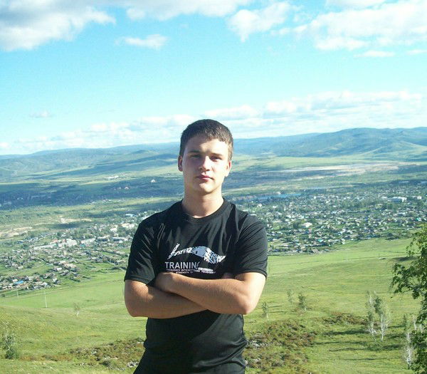 Макс Коновалов