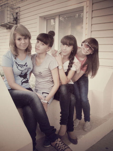 Юля Бархатова