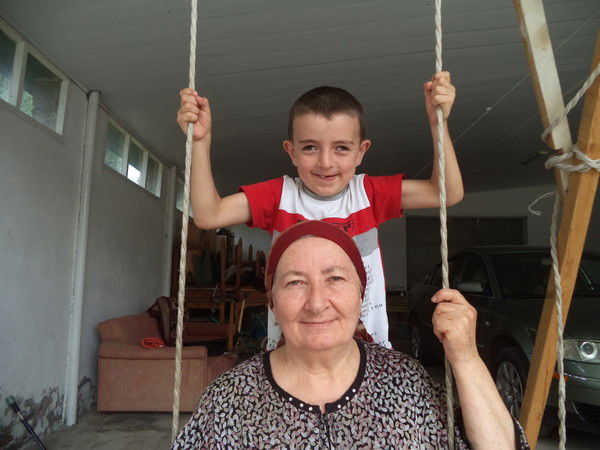 Зайнеп Узденова