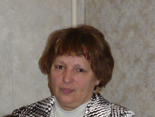 Валя Дроздова