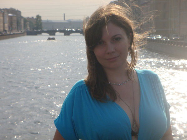 Нина Елизарова