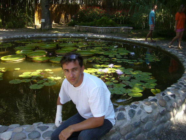 Виктор Жданюк