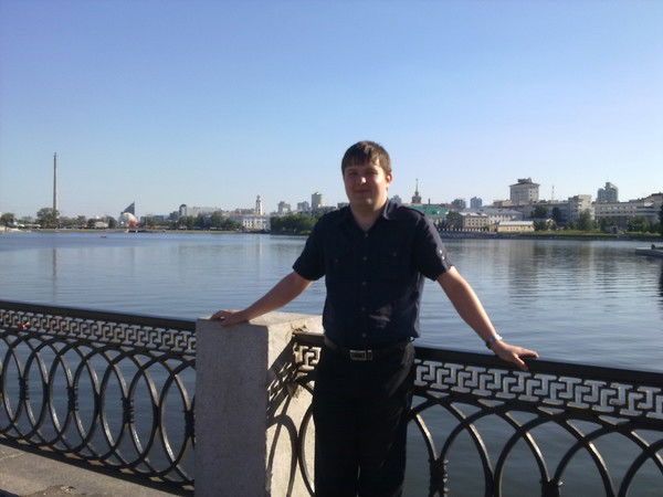 Денис Еловских