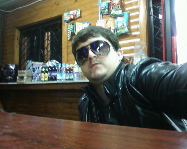 Азизбек Шарифов