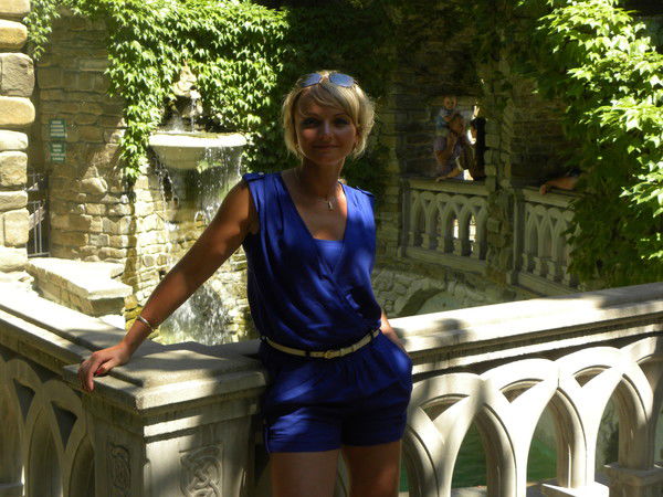 Елена Сухова