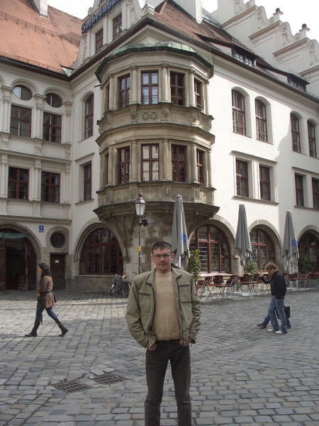 Алмаз Исламов