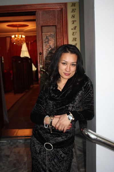 Нодира Холикова