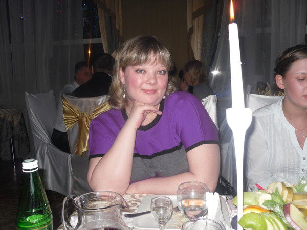 Елена Попова