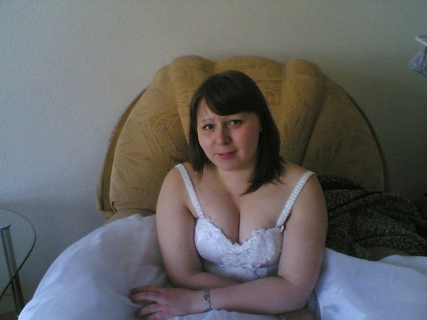 Виктория Попова