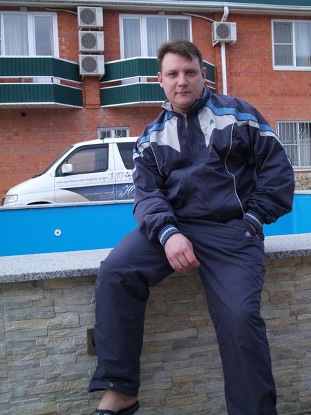 Андрей Новоселов