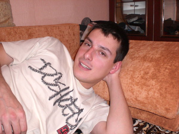 Александр Зарубин