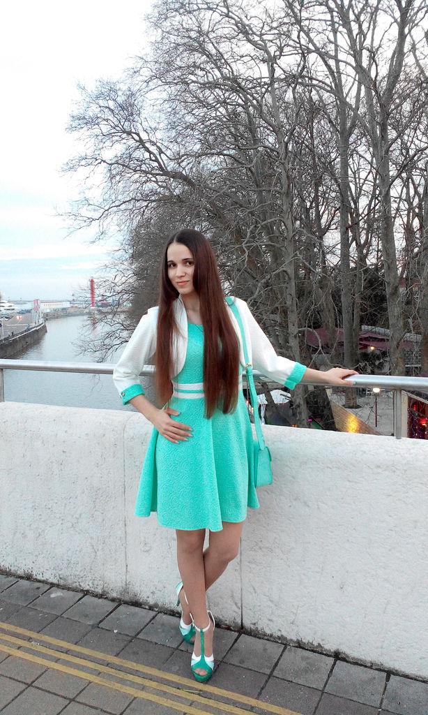 Алёночка Лёликова