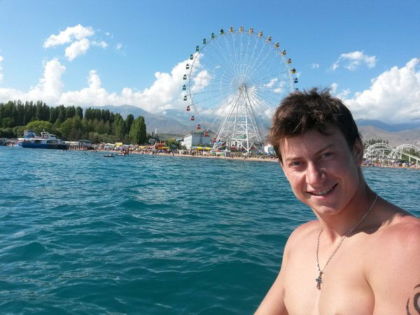 Владимир Романов