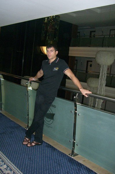 Ислам Алиев