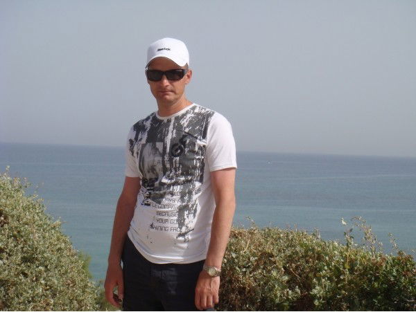 Олег Андреев