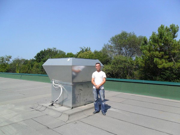 Леонид Иконов