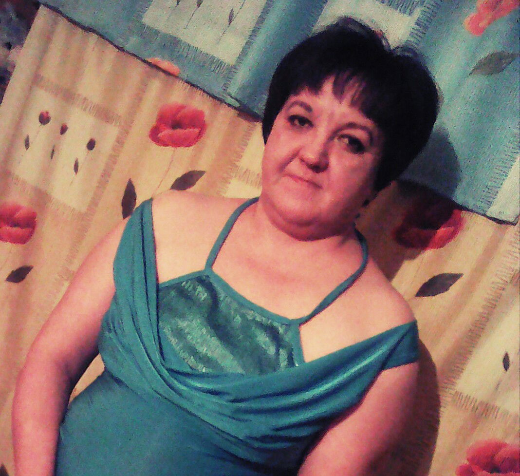 Лена Гуторова