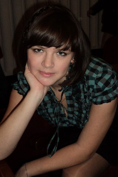 Лена Носова