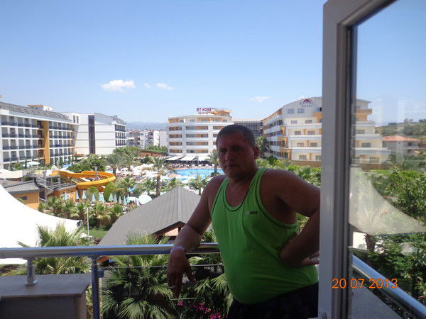 Александр Гончаренко