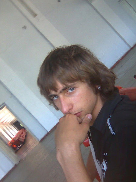 Артём Кучеренко