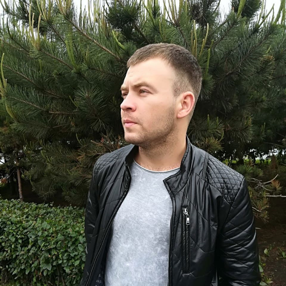 Артур Седых