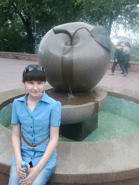 Карина Величкина