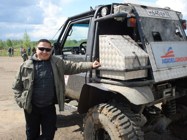 Азат Узбеков