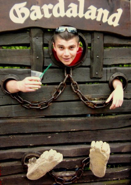 Александр Левченко