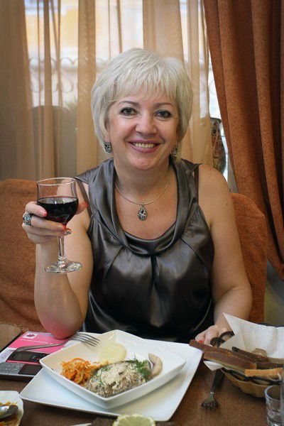 Галина Попова