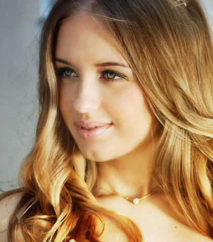 Юля Шуменко