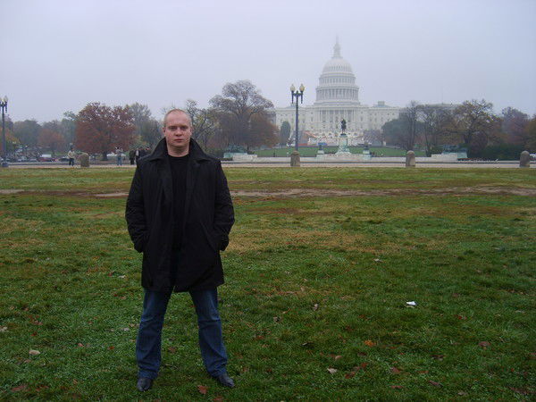 Роман Нестеренко