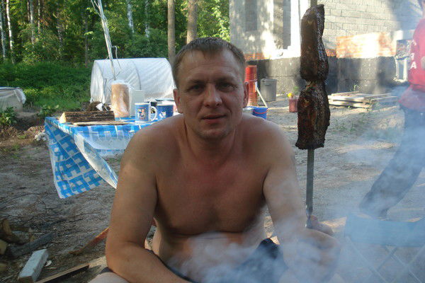 Олег Фролов