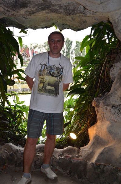 Денис Багин